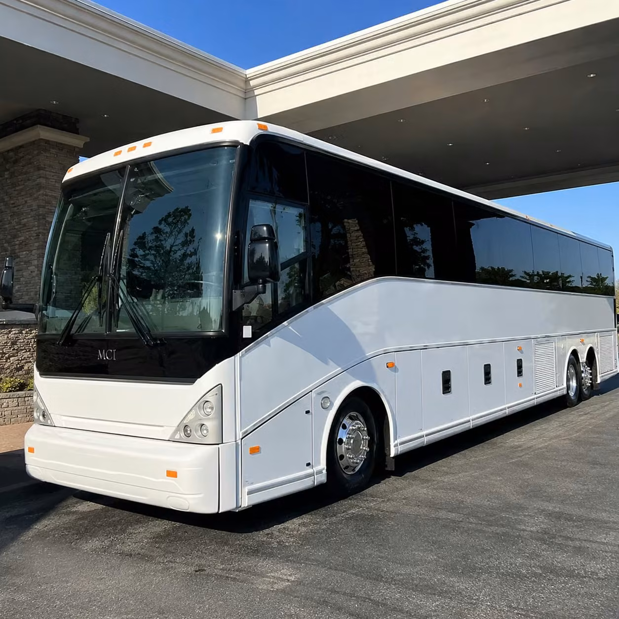 bloomington charter bus rental fleet