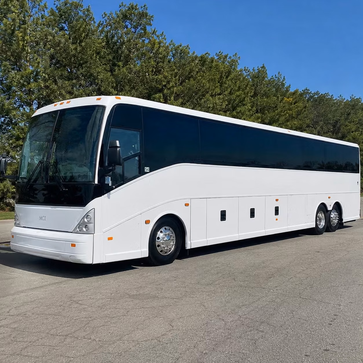 bloomingtoncharterbus com is the go to for cruise and long distance airport connection groups passing through bloomington