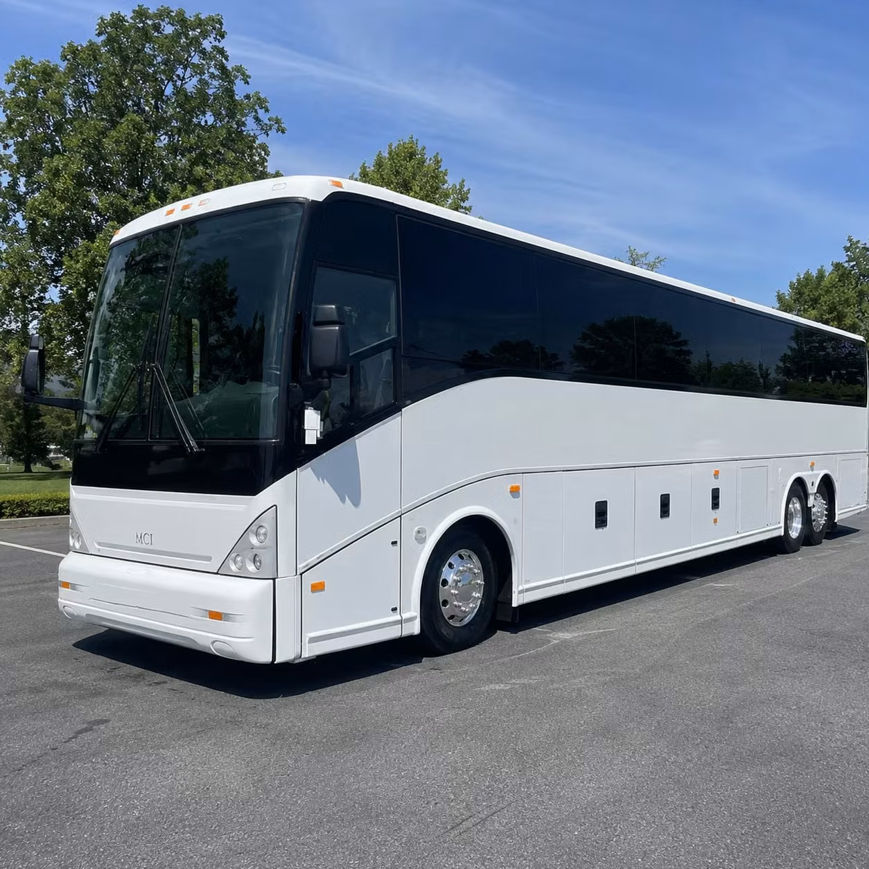 bloomingtoncharterbus com makes it possible to book msp transfers for corporate groups on a tight timeline