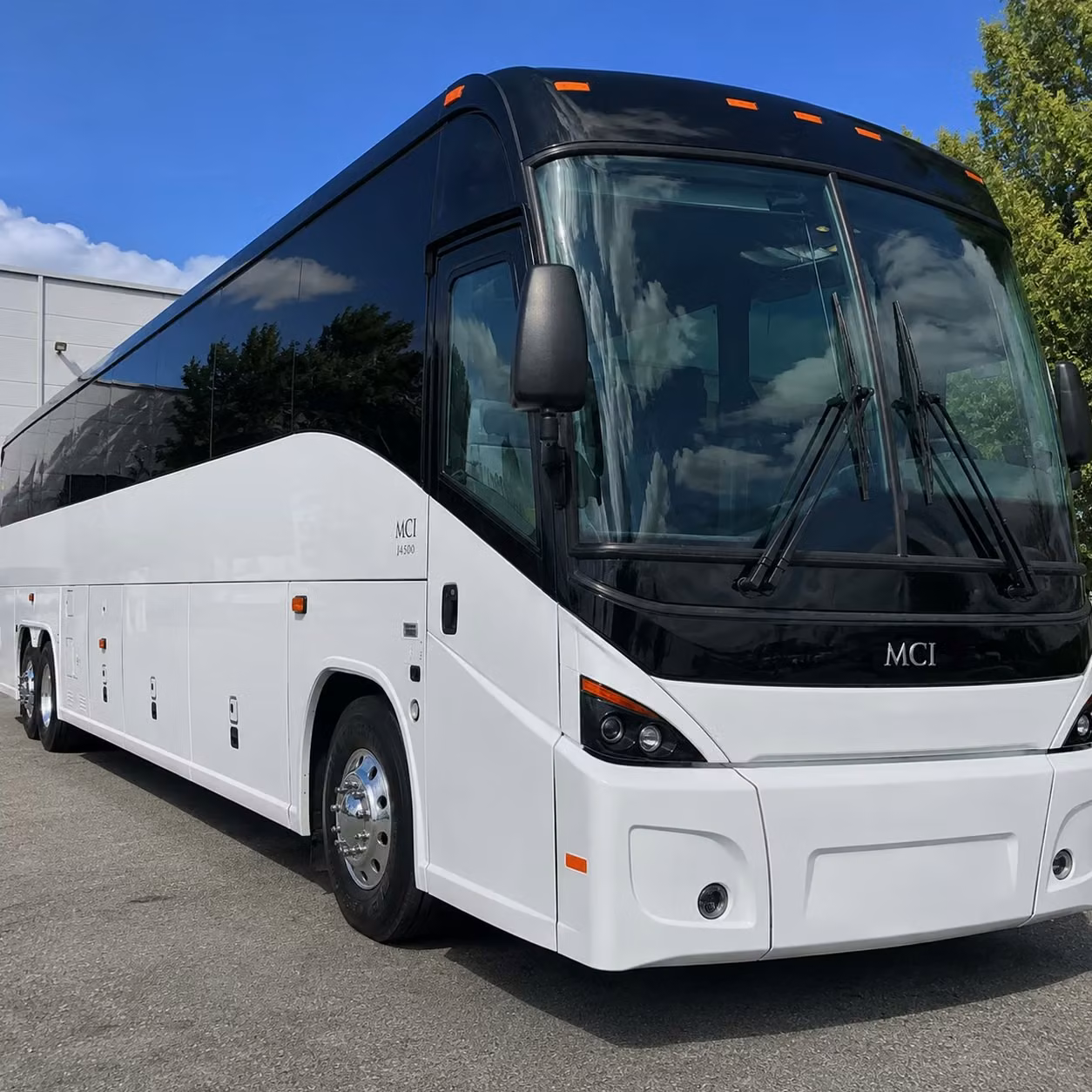 find the right bus size for your bloomington employee shuttle program