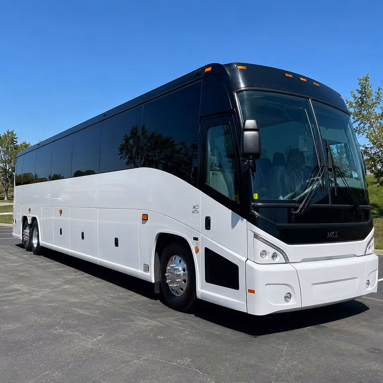 shuttle your bloomington workforce along the i 494 corridor with ease