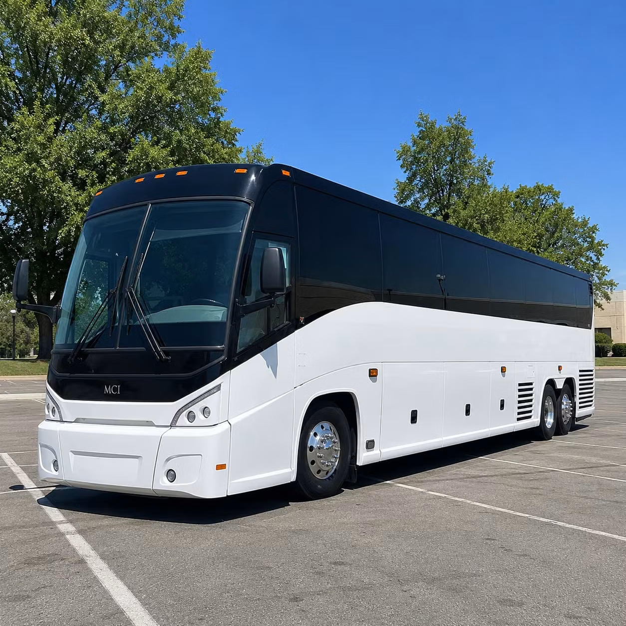 sports teams and tournament groups trust long distance bus rentals from bloomington